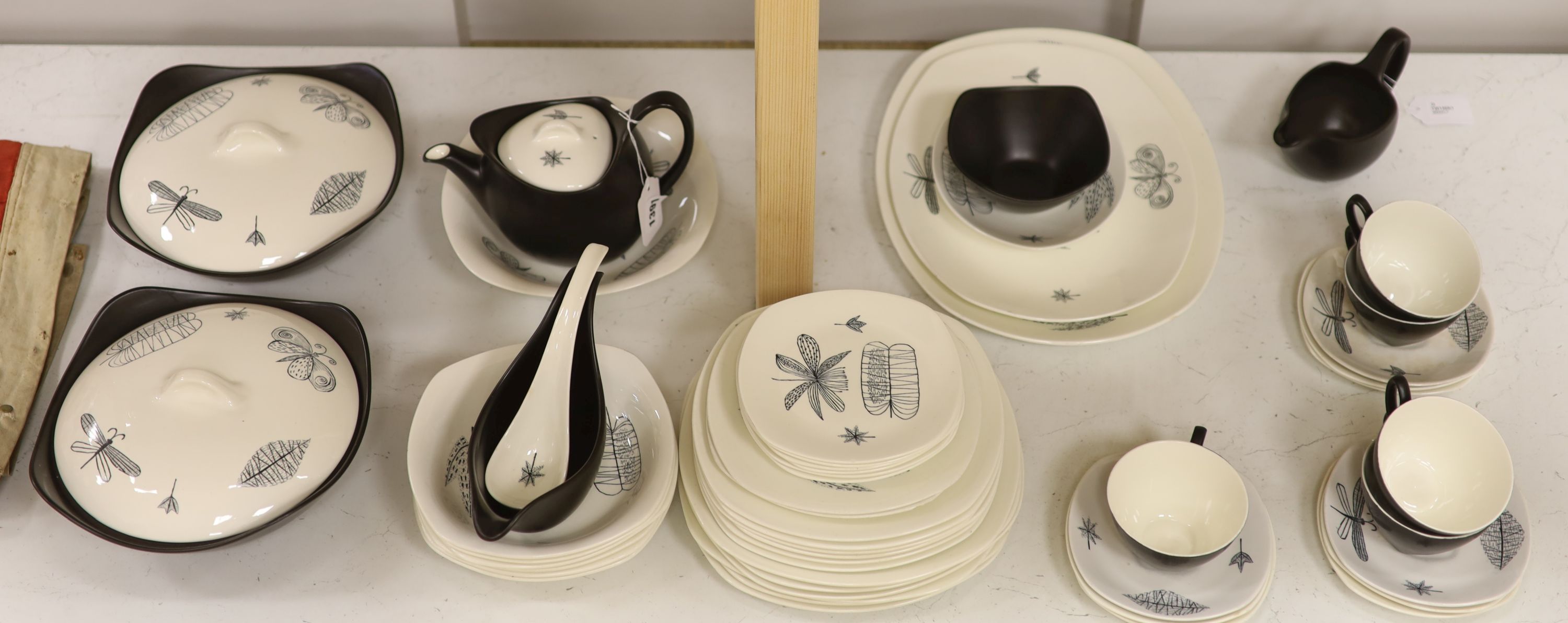 Terence Conran for Midwinter, a collection of Stylecraft Nature Study tableware (51 pieces),